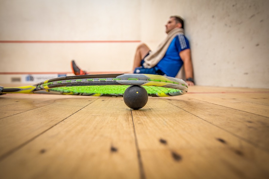 Uitrusten na maximale training squashen